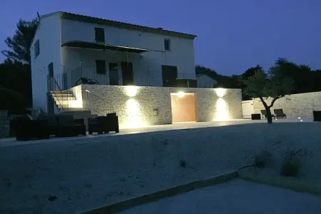 La Petite Colline, Villa au Lubéron avec piscine salée - Photo 6