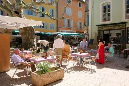 La Petite Colline, Villa au Lubéron avec piscine salée - Photo 25