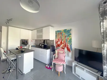 Appartement à Saintes Maries de la Mer, Studio 3 pers proche mer avec parking et climatisation - L1074995