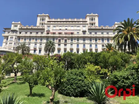 Appartement à Menton, Studio charmant, climatisé, dans un ancien palace à Menton - L1075015