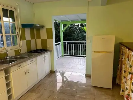 Appartement familial à Bouillante de 66 m² avec jardin - Photo 4