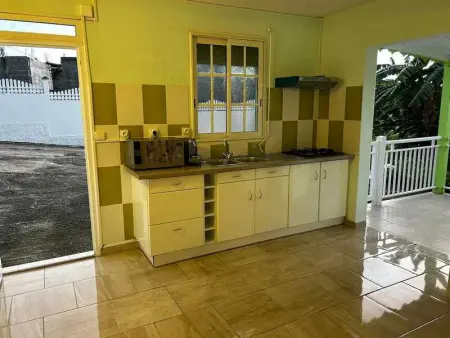 Appartement familial à Bouillante de 66 m² avec jardin - Photo 9