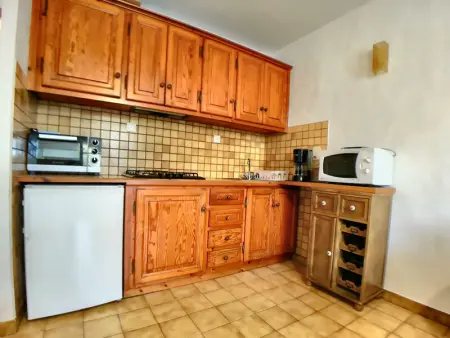 Appartement pour 4 pers avec WIFI, proche marché - Photo 4