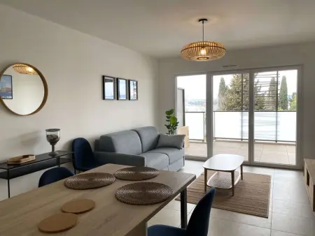 Bel appartement T2 avec terrasse privative et parking à Balaruc-les-Bains - Photo 1