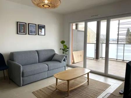Bel appartement T2 avec terrasse privative et parking à Balaruc-les-Bains - Photo 2