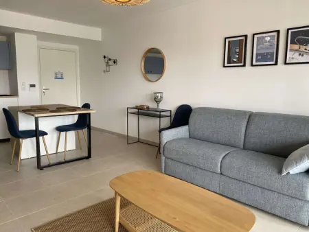 Bel appartement T2 avec terrasse privative et parking à Balaruc-les-Bains - Photo 5