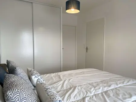 Bel appartement T2 avec terrasse privative et parking à Balaruc-les-Bains - Photo 7