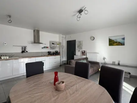 Appartement à Aix les Bains, Spacieux T2 avec terrasses et garage, animaux bienvenus - L1075238