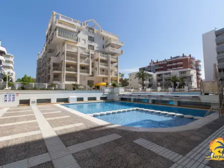 Appartement à Salou, Appartement rénové avec piscine à Salou, proche plage et Port Aventura - L1075293