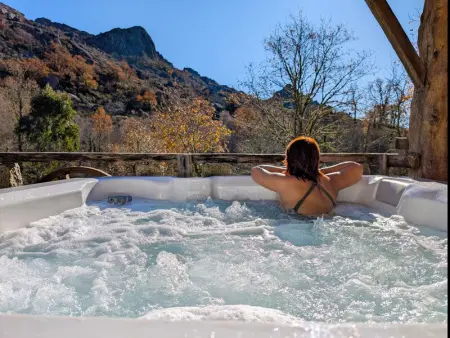 Maison rustique à Castro Laboreiro avec jacuzzi et nature environnante - Photo 1