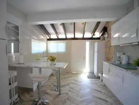 Villa intime à Albir avec piscine privée, proche plage, commerces et activités sportives - Photo 8