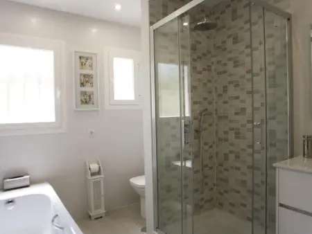 Villa intime à Albir avec piscine privée, proche plage, commerces et activités sportives - Photo 14