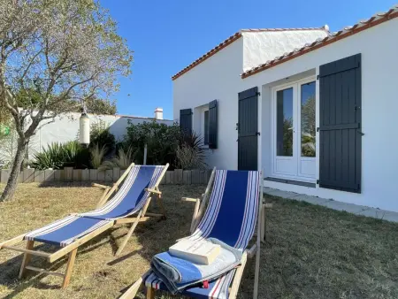 Maison à Noirmoutier en l'Île, Maison de Vacances Confortable près des Commerces et Plage - 4 Personnes, Terrasse Privée - L1075766