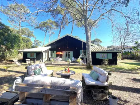 Villa à Lège Cap Ferret, Chalet charmant à proximité du Bassin d'Arcachon, jardin spacieux, 3 chambres - L1075777