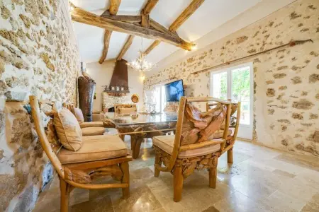 Villa Les Arcs sur Argens, Maison en pierre en France avec piscine - Photo 12