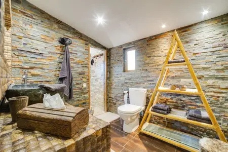 Villa Les Arcs sur Argens, Maison en pierre en France avec piscine - Photo 15