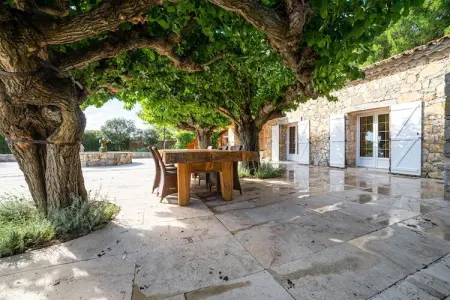 Villa Les Arcs sur Argens, Maison en pierre en France avec piscine - Photo 20