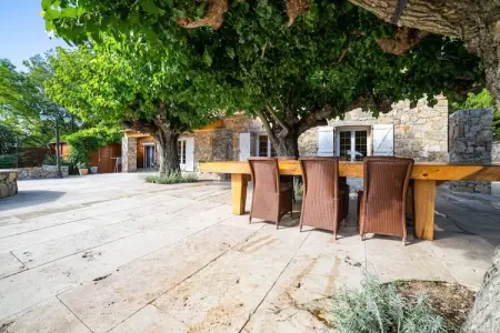 Villa Les Arcs sur Argens, Maison en pierre en France avec piscine - Photo 21