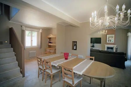 La Colline de Rêve plus 4 gîtes, Villa en Provence avec Piscine Infinie - Photo 2