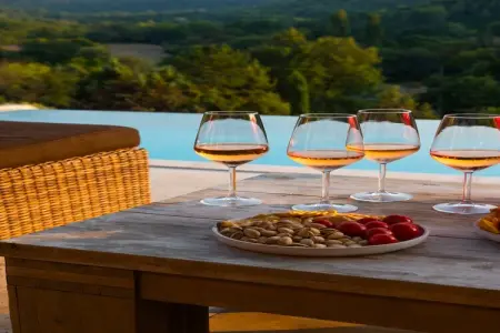 La Colline de Rêve plus 4 gîtes, Villa en Provence avec Piscine Infinie - Photo 43