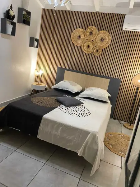 Bungalow confortable à Sainte-Rose avec jardin privé - Photo 19