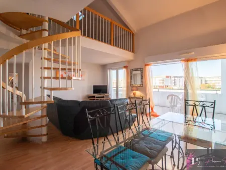 Appartement à La Rochelle, Grand duplex avec terrasse et piscine - L1076054