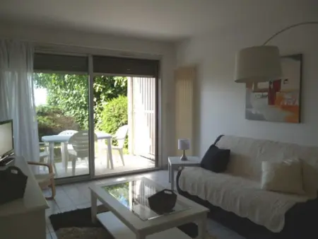 Appartement à La Rochelle, Studio meublé 4 pers. avec terrasse et parking à La Rochelle - L1076059