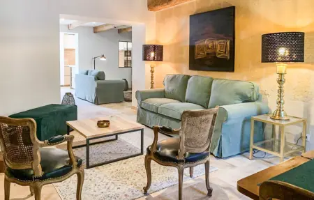 Location Maison 6 personnes à Fontvieille - Photo 3