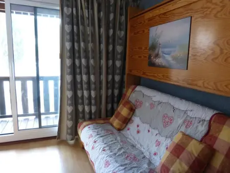 Appartement à Enchastrayes, Studio 25m² au Sauze, balcon Sud-Ouest, proche pistes - L1076148