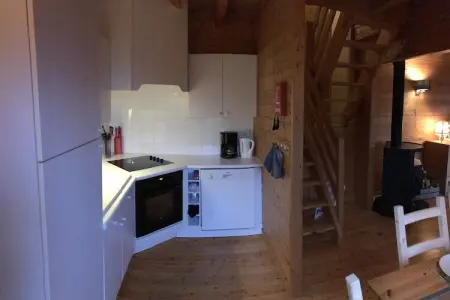 Chalet -   BEAULIEU  Nr 6, Escapade au bord du lac pour 6 personnes - Photo 3