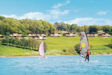 Les Hauts de ValJoly 1, Cottage en France avec Vue sur le Lac - Photo 2