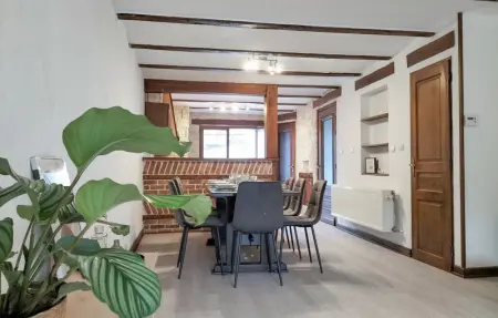 Location Maison 7 personnes à Treignes - Photo 2