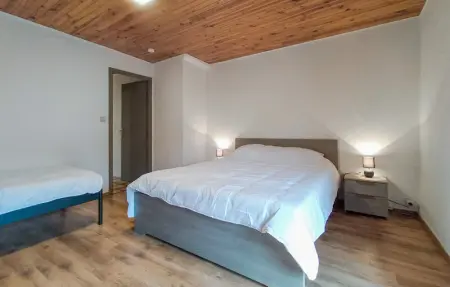 Location Maison 7 personnes à Treignes - Photo 20