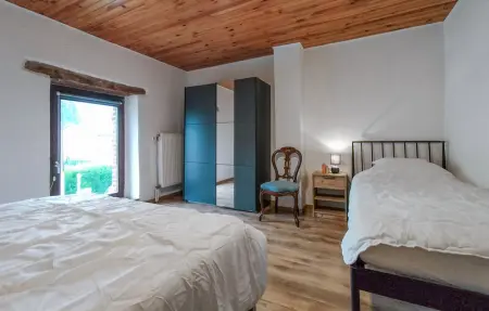 Location Maison 7 personnes à Treignes - Photo 22