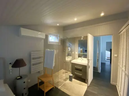 Villa d'exception avec terrasses spacieuses à Cap-Ferret - Photo 23