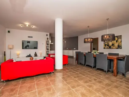 Villa Gaudí, spacieuse avec sa piscine et son jacuzzi - Photo 29