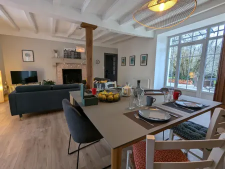Gite à SAINT CLAUD, Villa spacieuse avec jardin privé, animaux acceptés - L1076476