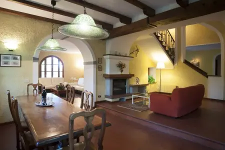 Villa Stia, Villa à Casentino avec piscine et vue sur château - Photo 12