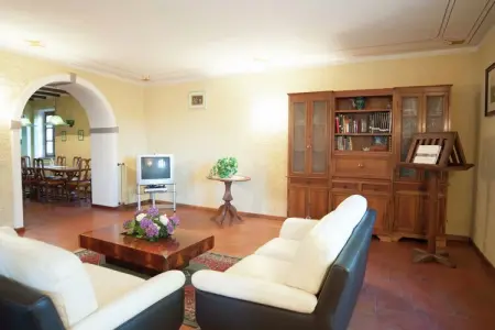 Villa Stia, Villa à Casentino avec piscine et vue sur château - Photo 14