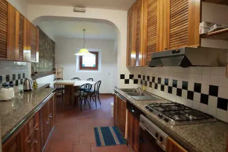 Villa Stia, Villa à Casentino avec piscine et vue sur château - Photo 16