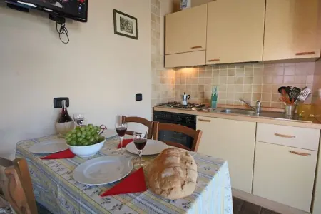 Casa Rovello, Gîte à Todi avec Piscine et Terrasse - Photo 3