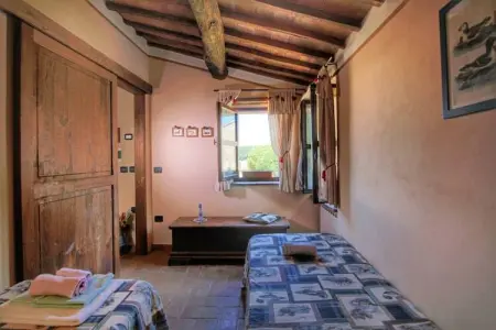 Casa Rovello, Gîte à Todi avec Piscine et Terrasse - Photo 9