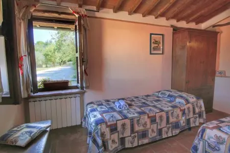 Casa Rovello, Gîte à Todi avec Piscine et Terrasse - Photo 11