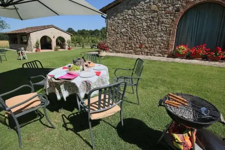 Casa Utimio, Appartement à Todi avec piscine et histoire - Photo 24