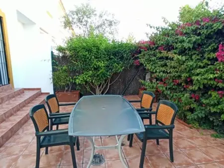 Villa proche plage avec piscine et terrasse, idéale pour famille - Photo 5