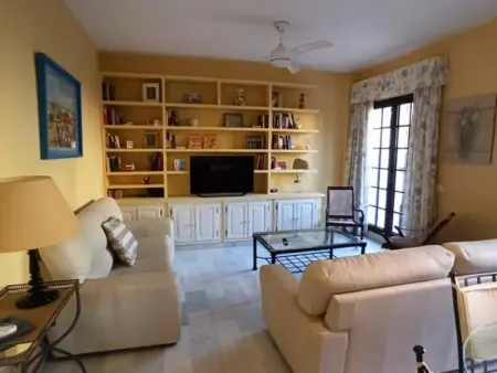 Villa proche plage avec piscine et terrasse, idéale pour famille - Photo 7