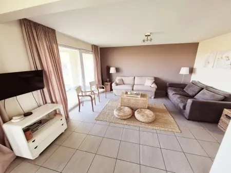 Bel Appartement RDC avec Wifi et Parking, 2 Chambres - Photo 1