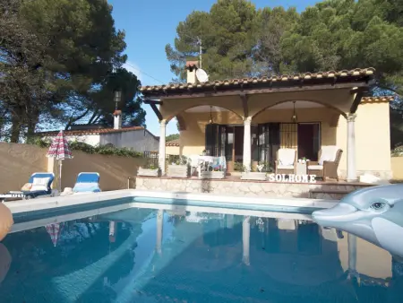 Villa à L'Escala, Maison Confortable avec Piscine Privée, Jardin et BBQ - À 10 min de la Plage à Torroella de Montgrí, Espagne - L1076995