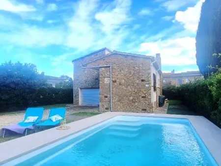 Villa à Sant Martí d'Empúries, Maison rustique avec piscine privée et climatisation à Sant Martí d’Empúries - L1077035
