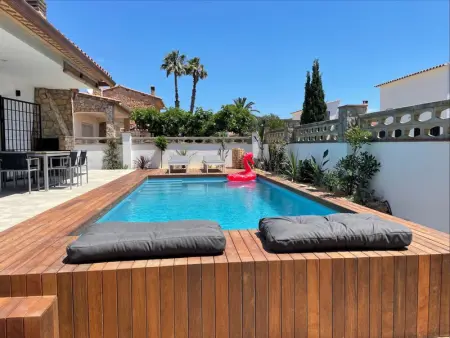 Villa à Sant Martí d'Empúries, Maison calme à Sant Martí d'Empúries avec piscine privée et jardin - L1077040